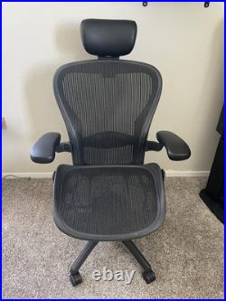Herman Miller Aeron Mesh Desk Chair Size C fully adj lumbar black Headrest
