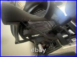Herman Miller Aeron Mesh Desk Chair Size C fully adj lumbar black Headrest
