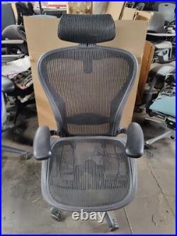Herman Miller Aeron Mesh Desk Chair Size C fully adj lumbar black mesh Headrest