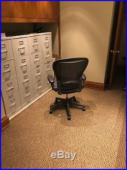 Herman Miller Aeron Mesh Office Chair Large C