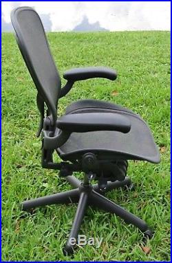 Herman Miller Aeron Mesh Office Chair Large Size C fully adjustable