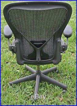 Herman Miller Aeron Mesh Office Chair Large Size C fully adjustable