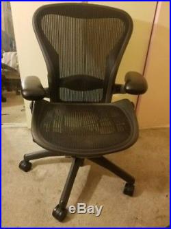 Herman Miller Aeron Mesh Office Chair Size B fully adjustable lumbar