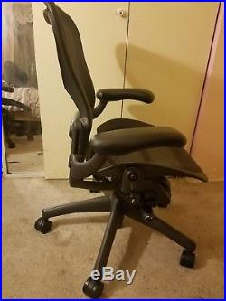 Herman Miller Aeron Mesh Office Chair Size B fully adjustable lumbar