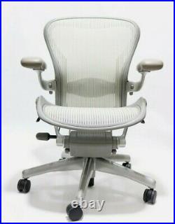 Herman Miller Aeron Mesh Office Desk Chair Large Size C fully adj lumbar silver
