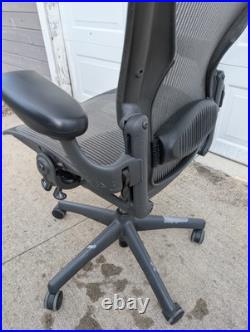 Herman Miller Aeron Mesh Office Desk Chair Large Size C fully adjustable lumbar