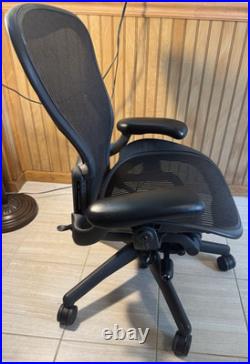 Herman Miller Aeron Mesh Office Desk Chair Medium Size B Adjustable Lumbar