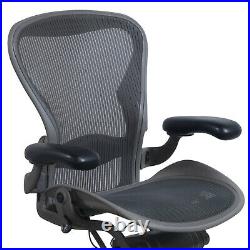 Herman Miller Aeron Mesh Office Desk Chair Medium Size B fully lumbar with blemish