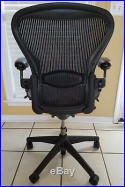Herman Miller Aeron Mesh Office Desk Chair Medium Sz B Fully Adjustable & Lumbar