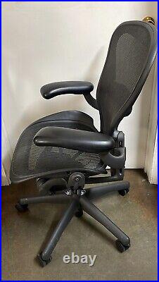 Herman Miller Aeron Mesh office chair, size B, model AE113AWB, Color Carbon
