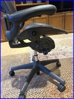 Herman Miller Aeron Office Chair Black AE122AWB Model Office Desk Chair