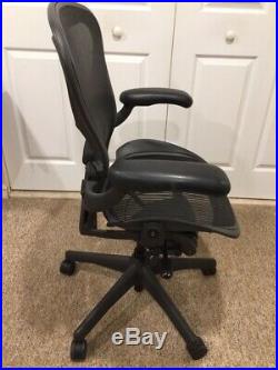 Herman Miller Aeron Office Chair Black, Size B