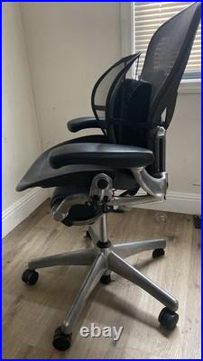 Herman Miller Aeron Office Chair Black Size B