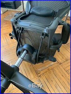 Herman Miller Aeron Office Chair Black, Size B