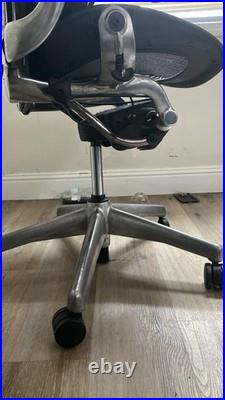 Herman Miller Aeron Office Chair Black Size B