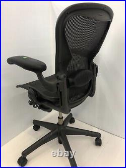 Herman Miller Aeron Office Chair Black Size B (Medium)