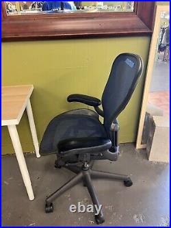 Herman Miller Aeron Office Chair Blue/Black LOCAL PICKUP ATX