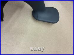 Herman Miller Aeron Office Chair Classic Right Swing Arm Right Fixed