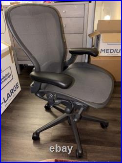 Herman Miller Aeron Office Chair Classic Size C, with Lumbar Support, Carbon