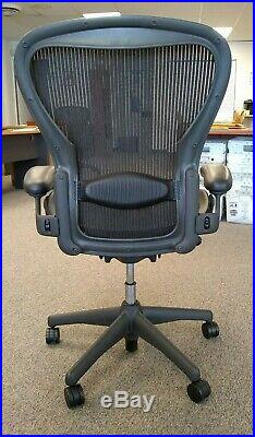 Herman Miller Aeron Office Chair, Fully Adjustable Components, Size B Medium