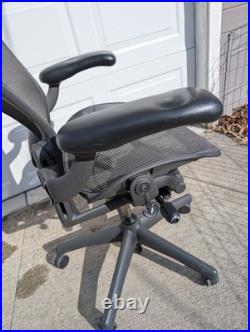 Herman Miller Aeron Office Chair Fully Loaded Posture fit Black Size B