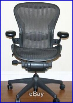 Herman Miller Aeron Office Chair Graphite Mesh Size B