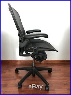 Herman Miller Aeron Office Chair Graphite, Size C (Large)