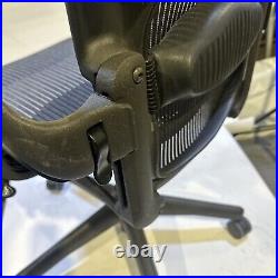 Herman Miller Aeron Office Chair In Black / Size B