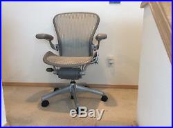 Herman Miller Aeron Office Chair (Light gray/ silver) Size B