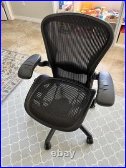 Herman Miller Aeron Office Chair. Size B