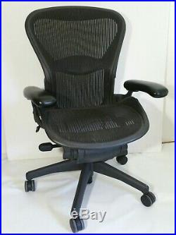 Herman Miller Aeron Office Chair Size B (2 Dots)