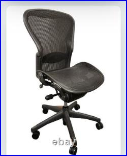 Herman Miller Aeron Office Chair Size B Graphite