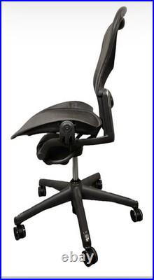 Herman Miller Aeron Office Chair Size B Graphite