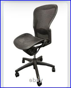 Herman Miller Aeron Office Chair Size B Graphite