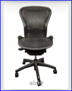 Herman Miller Aeron Office Chair Size B Graphite