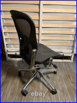 Herman Miller Aeron Office Chair Size B Graphite & Polished Aluminum