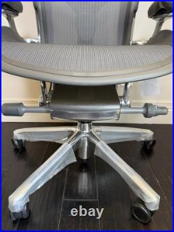 Herman Miller Aeron Office Chair Size B Graphite Polished Aluminum