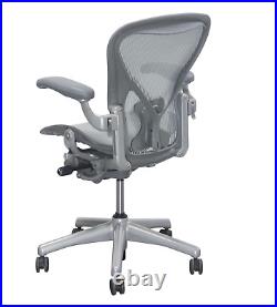 Herman Miller Aeron Office Chair Size B PostureFit Fully Adjustable Pellicle