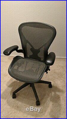 Herman Miller Aeron Office Chair Size B PostureFit Headrest Fully Loaded