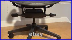 Herman Miller Aeron Office Chair Size B With Headrest
