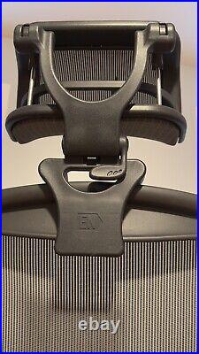 Herman Miller Aeron Office Chair Size B With Headrest