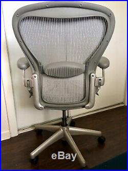 Herman Miller Aeron Office Chair, Titanium Silver, Size C Large. Lumbar & LOADED