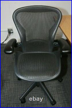 Herman Miller Aeron Office Chairs MINT CONDITION (Just wipe dust) Black Size C