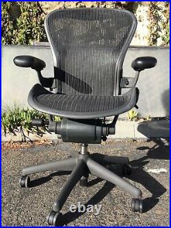 Herman Miller Aeron Office Classic Arm Chair Black B