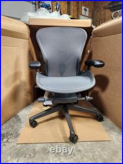 Herman Miller Aeron Office/Desk Chair Gray Ergonomic Model