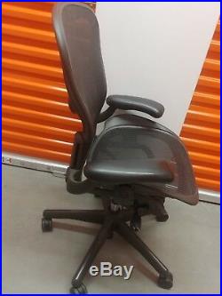 Herman Miller Aeron Office Desk Chair Medium Sz B fully adjustable lumbar