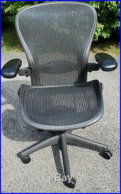 Herman Miller Aeron Office Desk Chair Size C (Large) Fully Loaded Lumbar Support