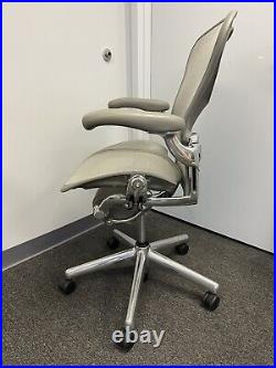 Herman Miller Aeron Office Desk Task Chair Polished Aluminum Size B