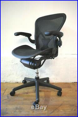 Herman Miller Aeron PostureFit Size B Ergonomic Office Swivel Chair 9 in Stock