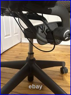 Herman Miller Aeron Posturefit Size A Fully Loaded Herman Miller Aeron Posturefit Size A Fully Loaded